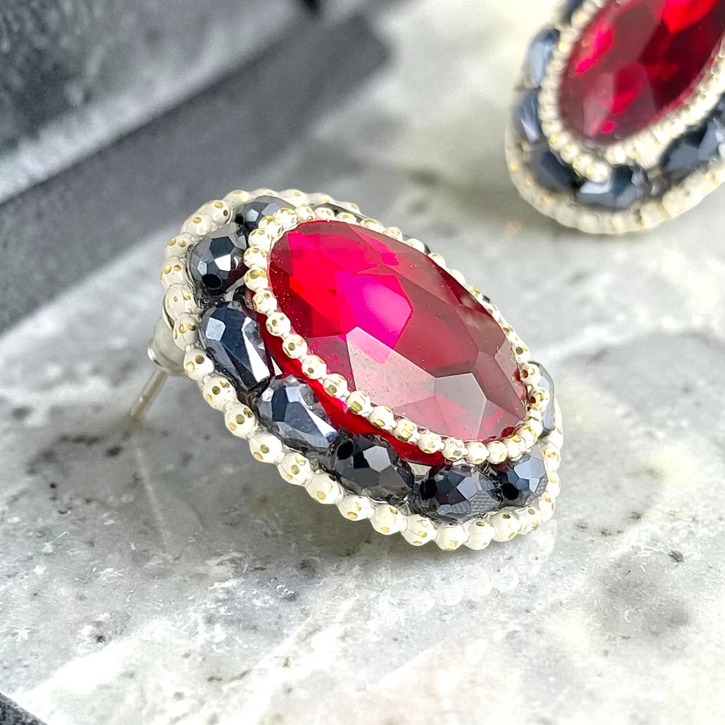 Ruby Noir Oval Studs