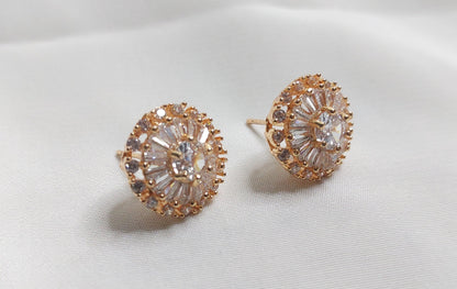 Round Shaped Earrings with Crystal Clear Stones