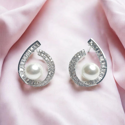 Pearl Half Earrings