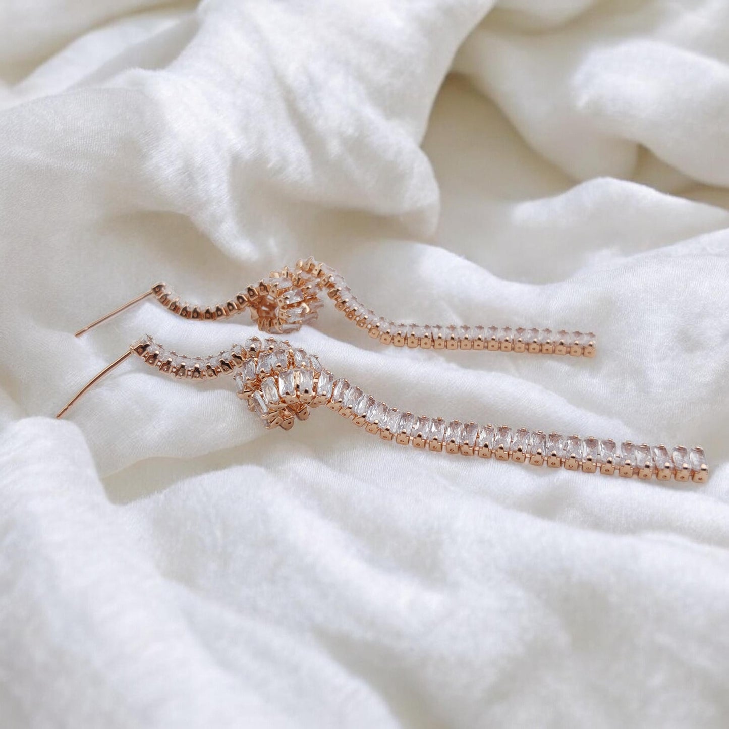 Free Curl Earrings