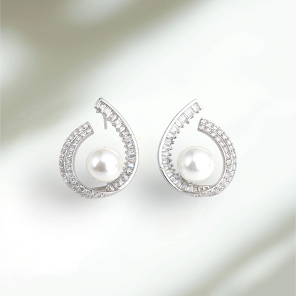 Pearl Half Earrings