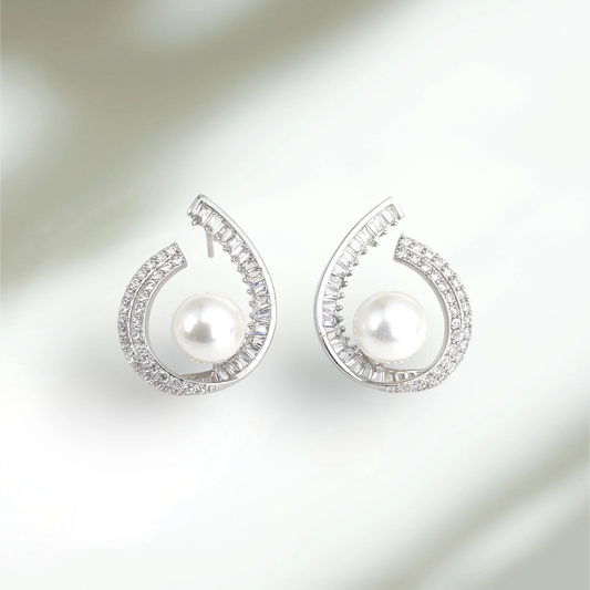 Pearl Half Earrings