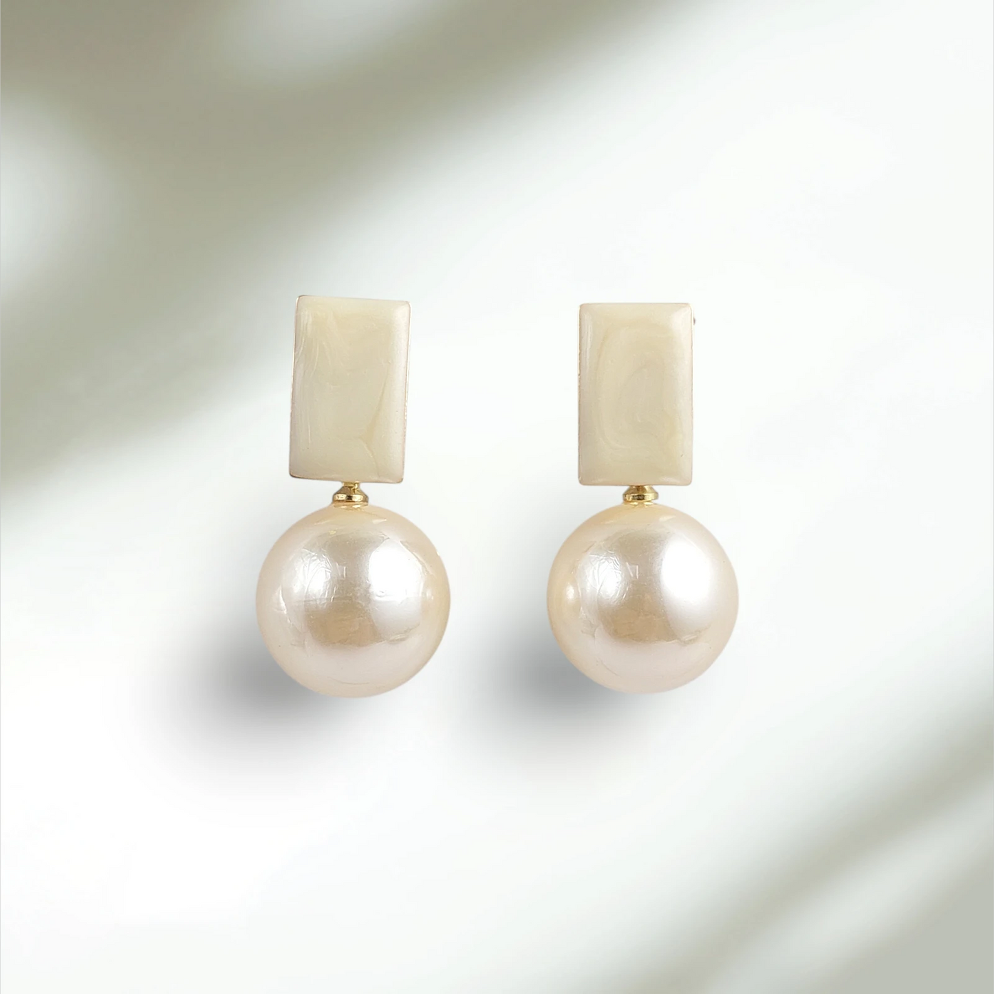 Ref Ball Earrings