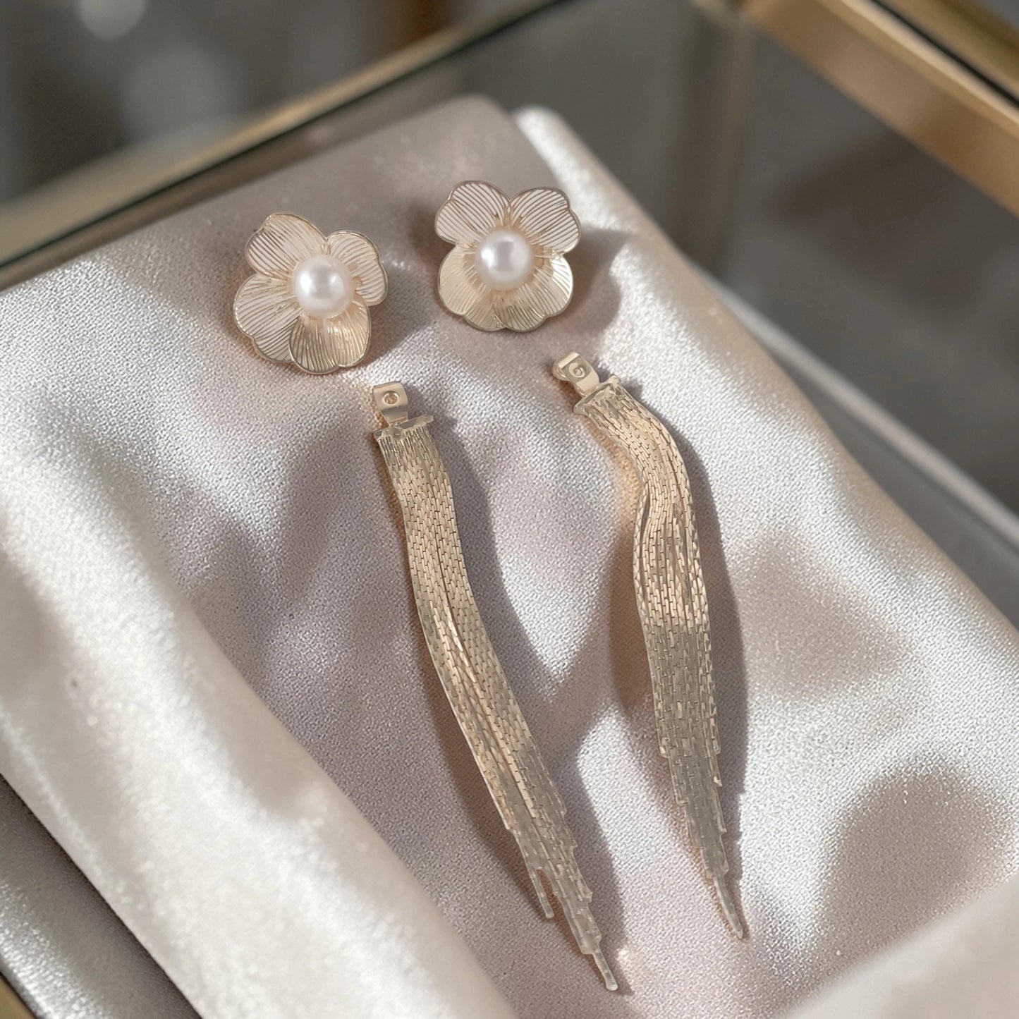 Pearl Flower Earrrings