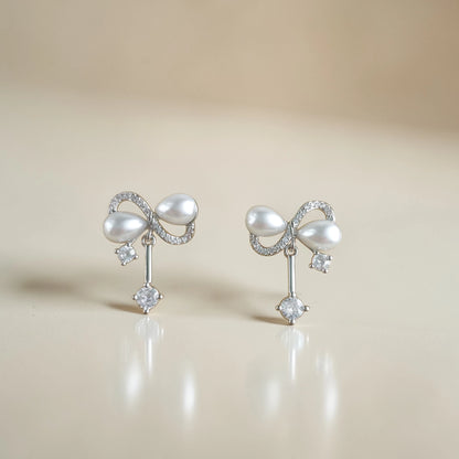 Bow Pearl Earrings