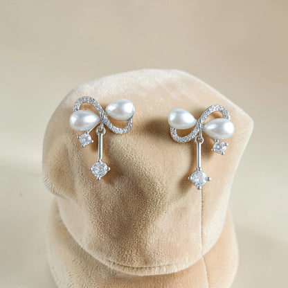 Bow Pearl Earrings