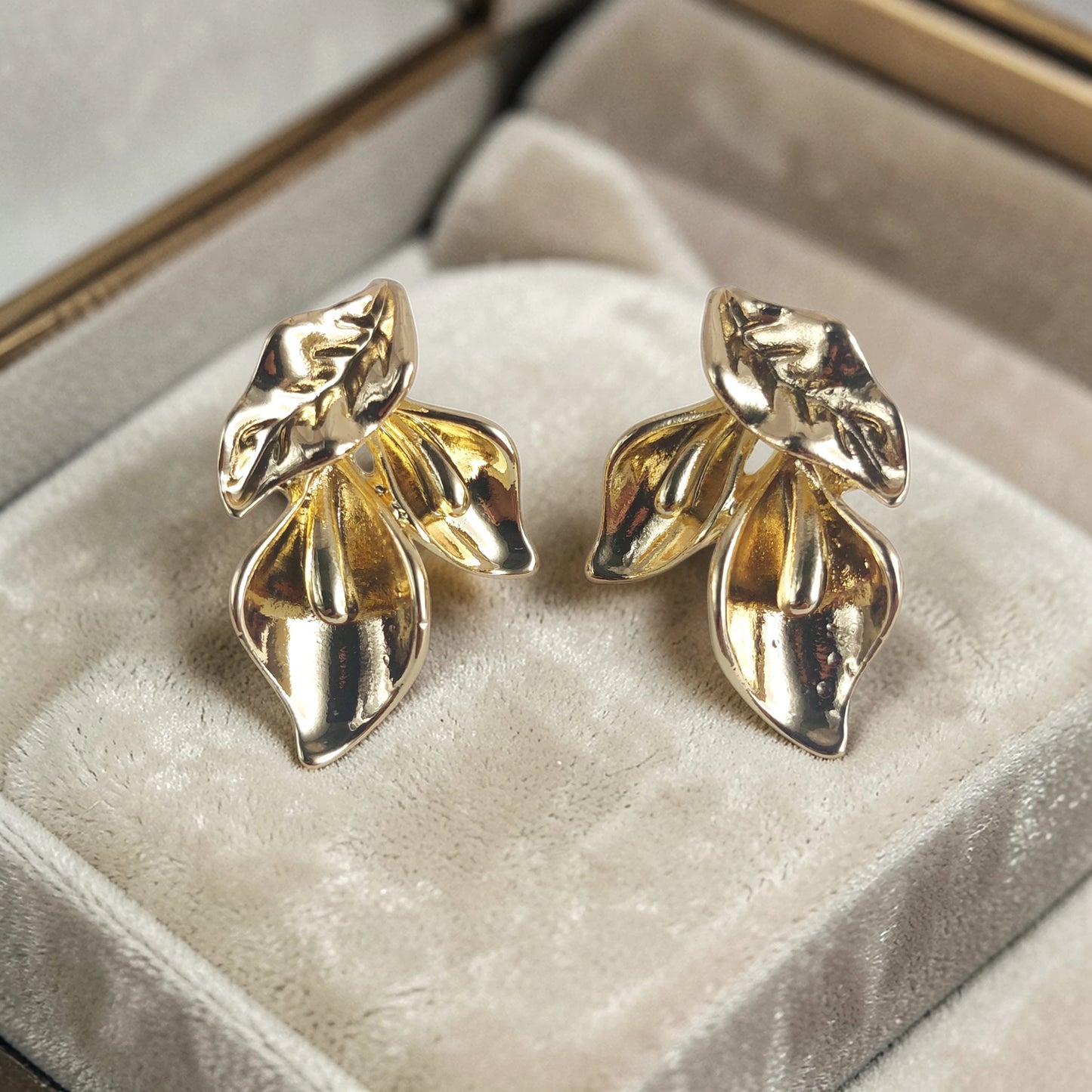 Gold Leaf Earrings